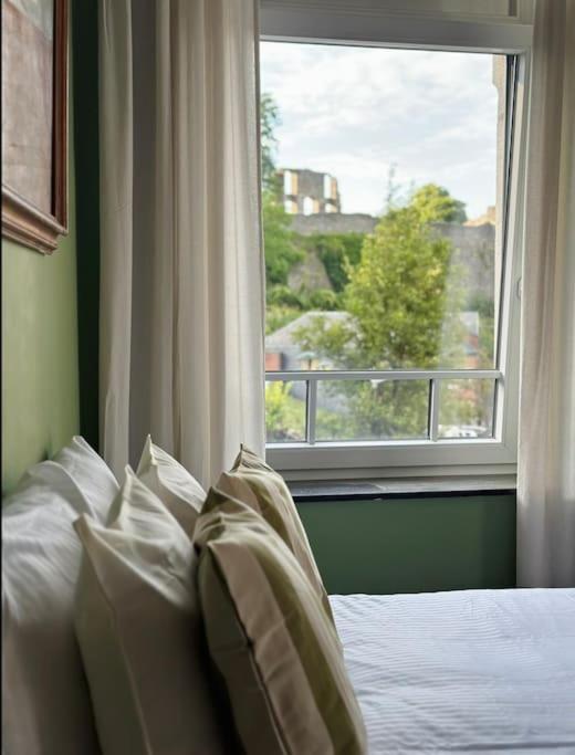 Maison Comtale โรชฟอร์ ภายนอก รูปภาพ