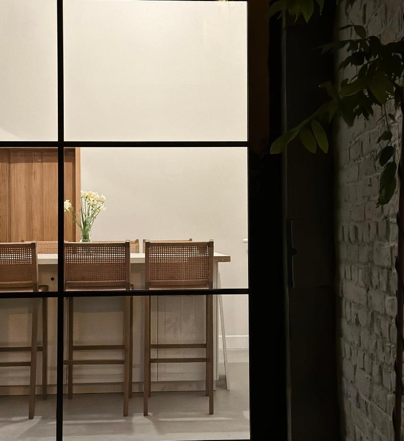 Maison Comtale โรชฟอร์ ภายนอก รูปภาพ