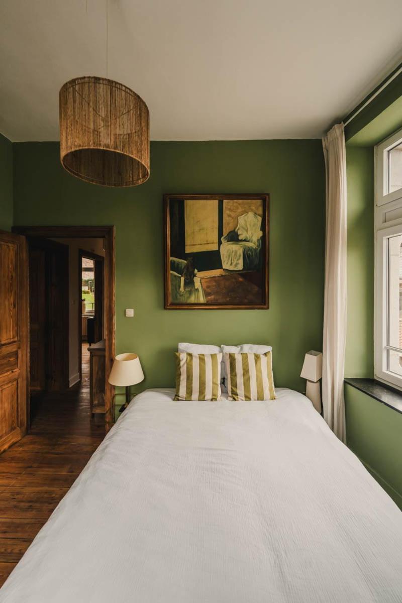 Maison Comtale โรชฟอร์ ภายนอก รูปภาพ